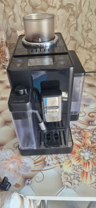 Delonghi RIVELIA Кафе Машина