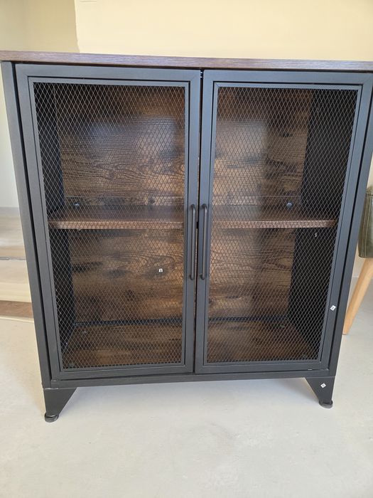 Уникална Vintage витрина с модерна визия