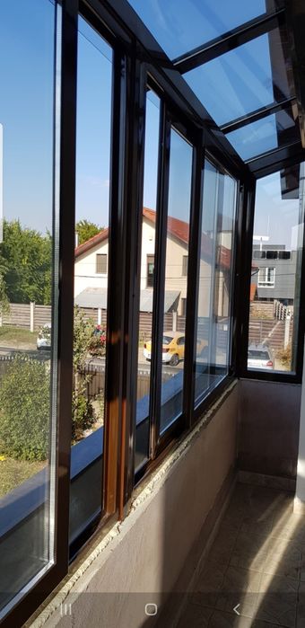 Pergole Sere Terase cu pereții și acoperiș din sticlă aluminiu și fier