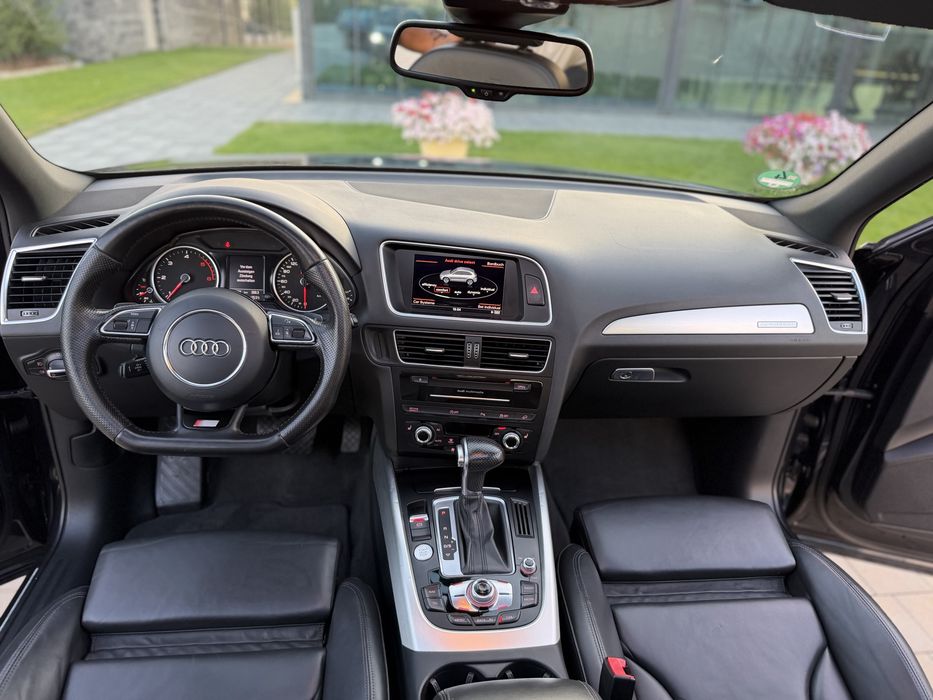 AUDI Q5 /3x S-line/ 2.0 TDI 177CP Quattro/Distronic/Lanne Asisst/Drive Select/Pano/Keyless/Entry/Goo/JanteR20