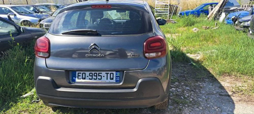 Citroen C3 1200 , 82кс  . На части