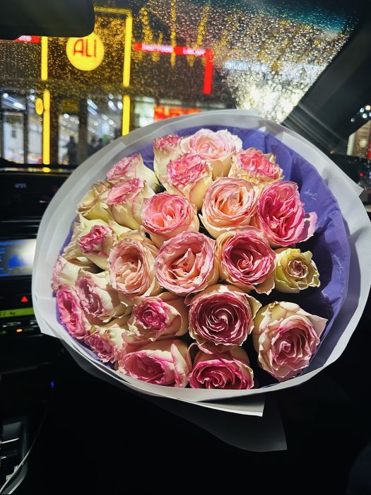 Розы 25шт свежие