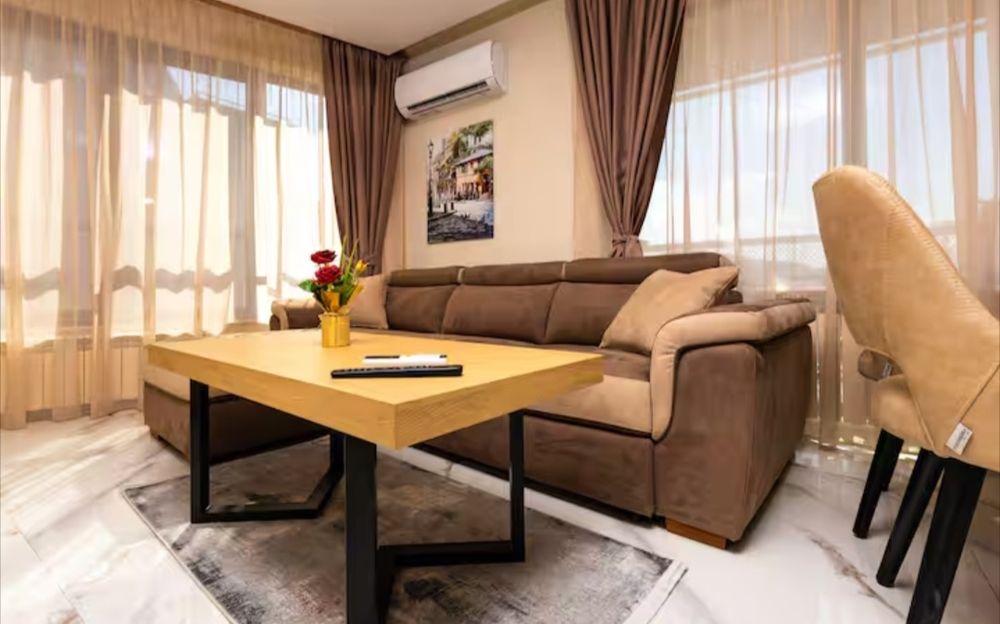 Продава се Двустаен апартамент в Пловдив, Център - 69 кв.м за 2318 €/кв.м - Снимка #4