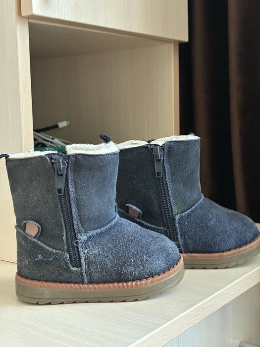 Продам зимние детские ботинки