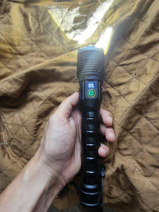 Мощен LED фенер JMK Germany

FA-A59-TG - POLICE модел