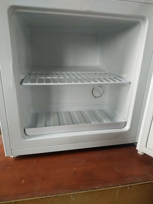 Холодильник  морозильная