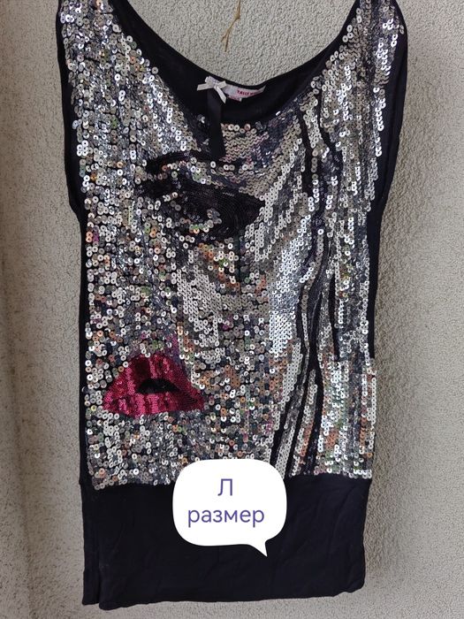 Дамскаи блузи различни размери НОВИ