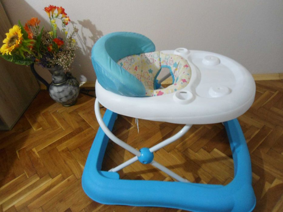 Бебешка проходилка MONI без играчките