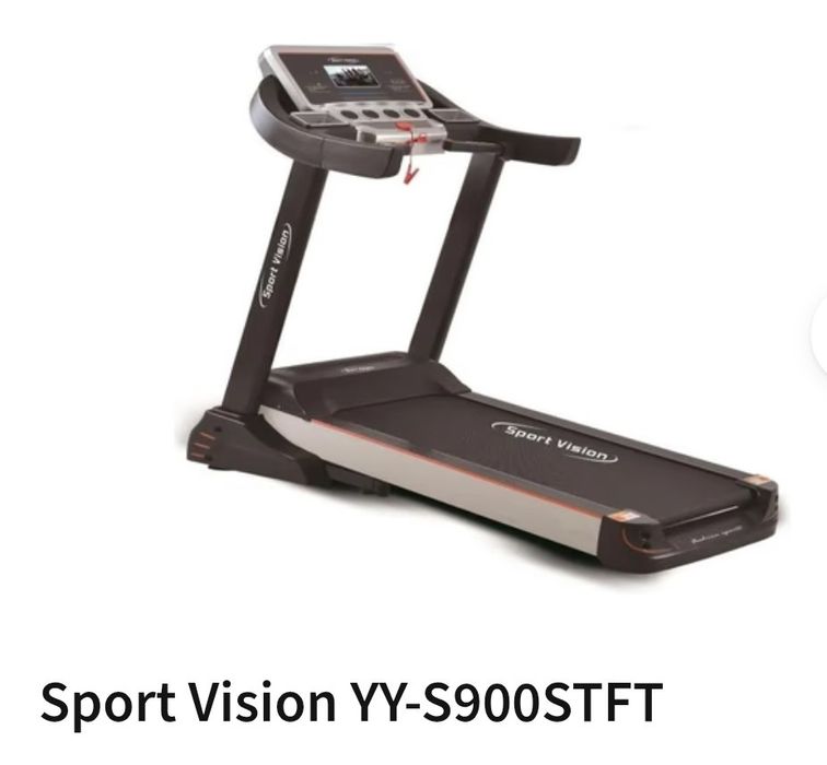 Луксозна бягаща пътека със екран