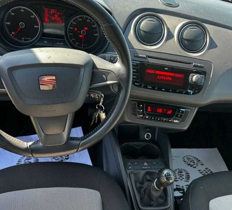 Seat ibiza. 1.2d 2013