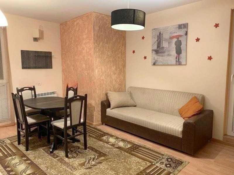 Дава се под наем Тристаен апартамент в София, Бъкстон - 80 кв.м за 700 € - Снимка #3