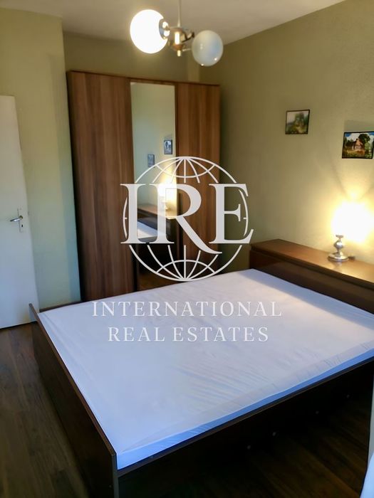 Продава се Тристаен апартамент в Варна, Автогара - 80 кв.м за 1180 €/кв.м - Снимка #2