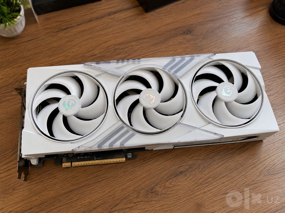 RTX5070 MSI Gaming trio white 12gb gddr7.В идеальном состоянии!