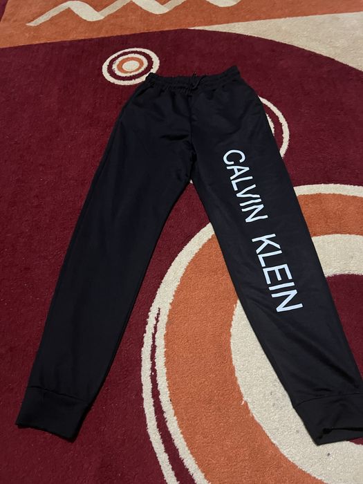 Trening Calvin Klein marimea S Negociabil