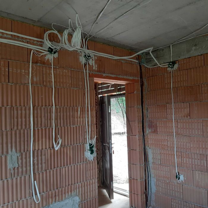 Ел. Услуги ЕЛ. Инсталации  Ел. Табла - Варна,   и региона