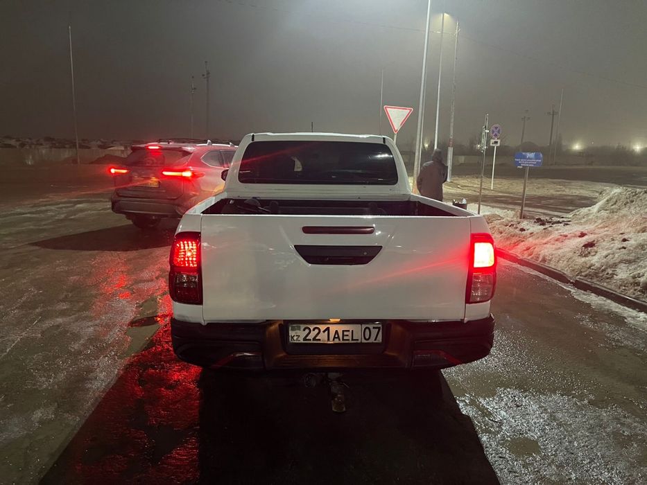 Огонь горит моргает