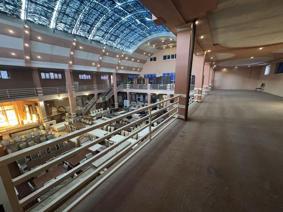 IJARAGA Gijduvon Korzinka oldida  bino