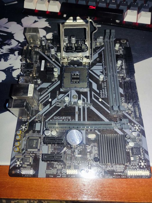 I5 9400f gigabyte h310m s2 2.0