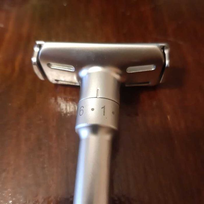 Самобръсначка с регулируем механизъм TMB SHAVE