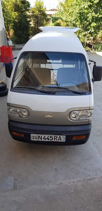 Chevrolet damas van