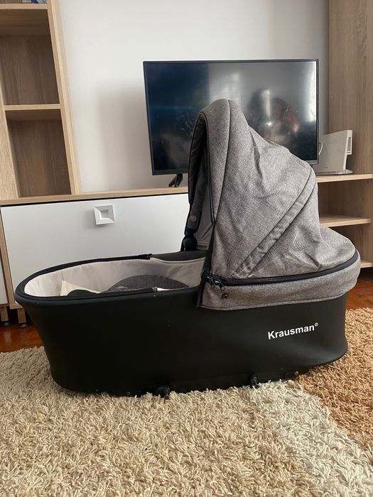 Căruț pentru copii