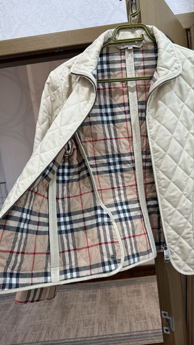 Burberry Jacket ОРИГИНАЛ. Бежевый/молочный