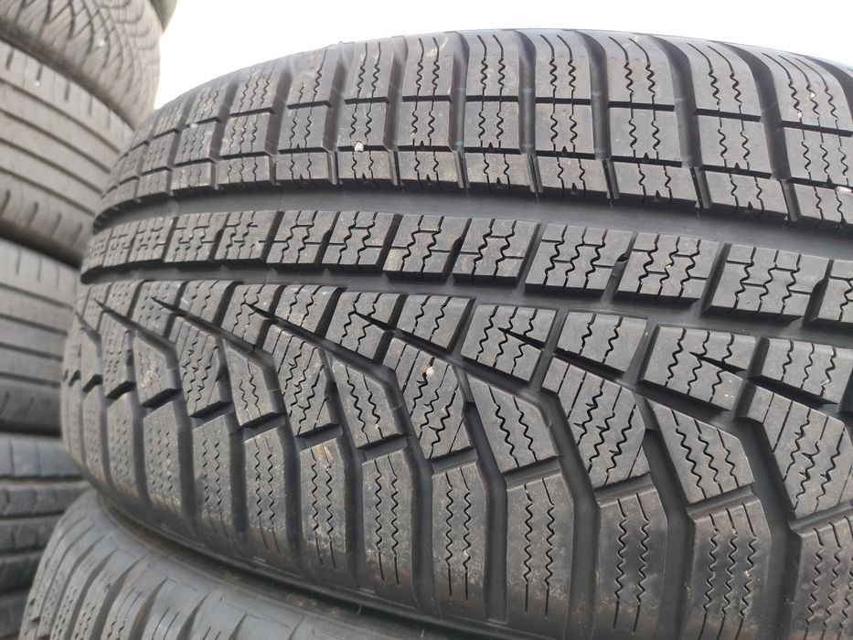 4бр Зимни гуми 205 55 17 - Hankook