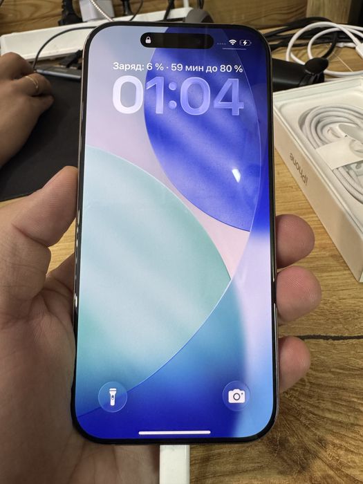 Iphone 16pro 256 desert