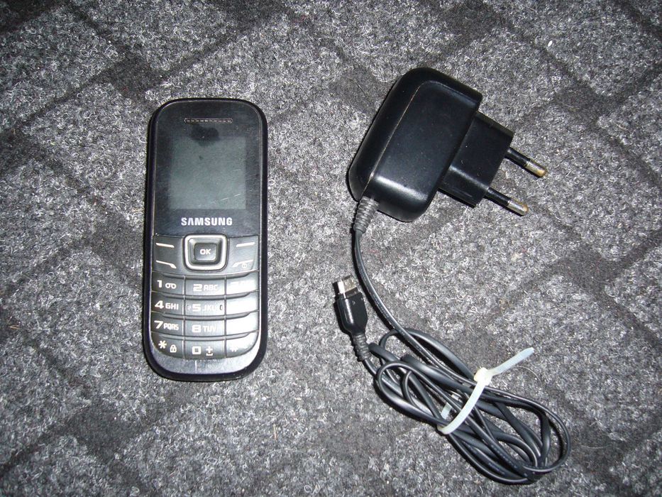 Telefoane mobile cu tastatura