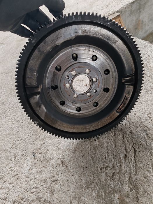 Демферен маховик 2.0 тди 140кс