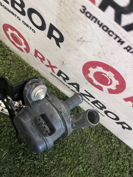 Помпа инвертора Lexus RX Лексус Рх 400h