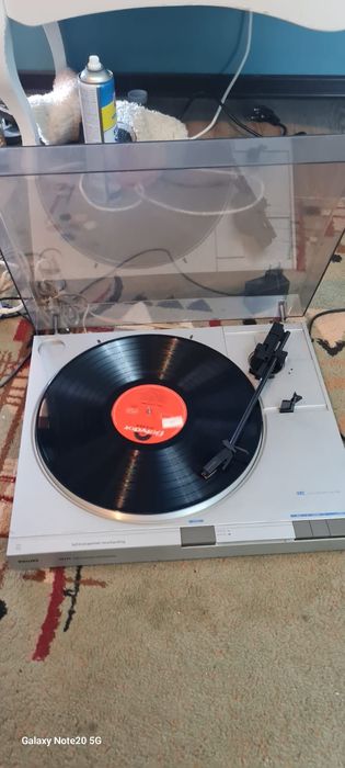 Orice Sistem Audio sau casă sta bine și cu un pick-up...