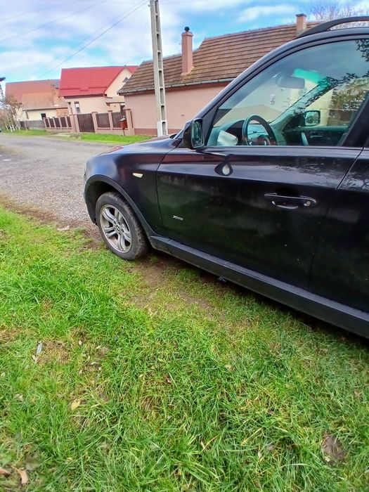Vand sau schimb BMW X3 cu 8+1