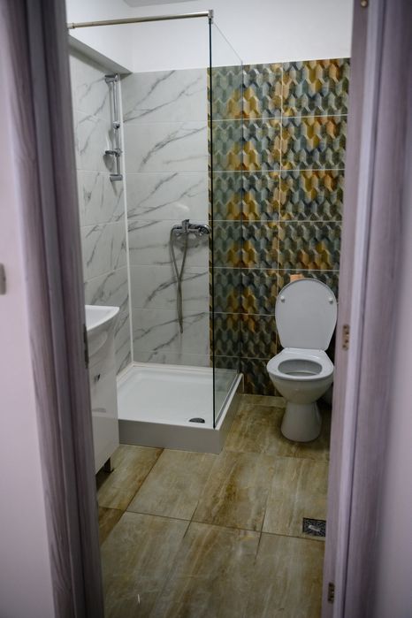 Închiriez garsonieră în regim hotelier zona Mall