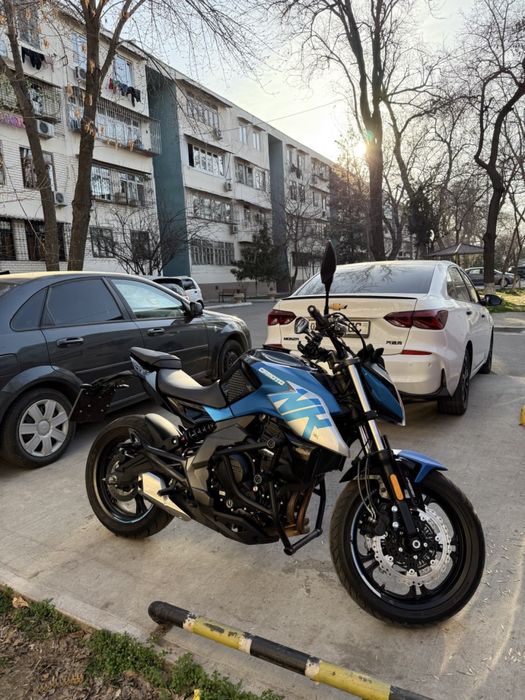 Продаю Мотик CFMoTo 400NK