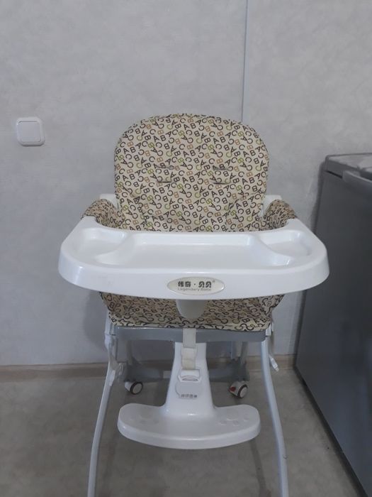 Продажа  детскии столик