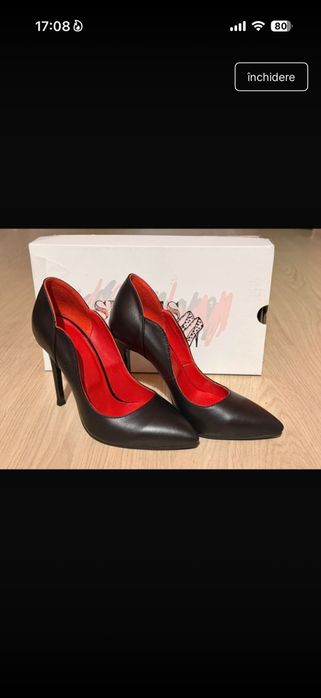 Pantofi negri de piele