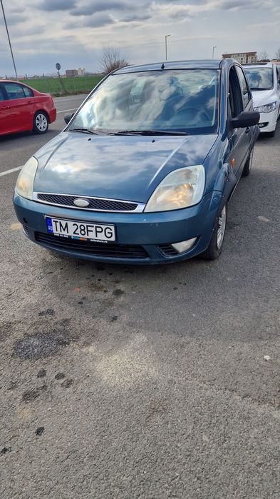 Închiriere mașini Glovo-Wolt