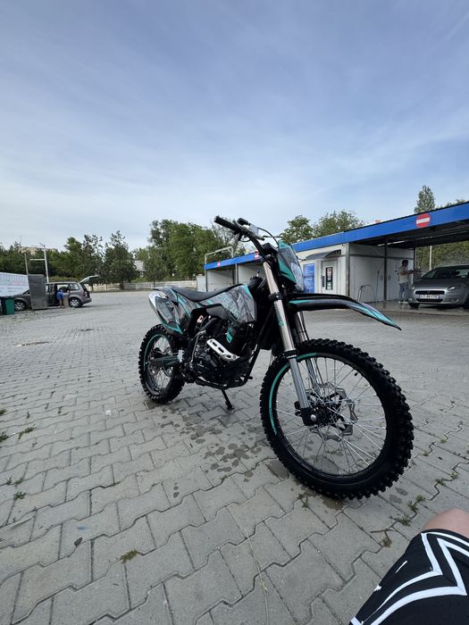 Vand Alfarad t7 250cc stare perfecta
