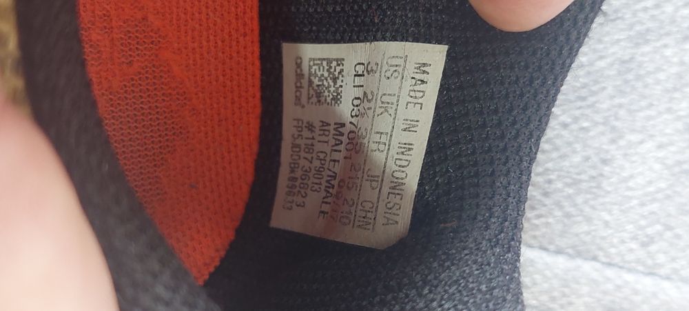 Adidași cu crampoane Adidas nr 35
