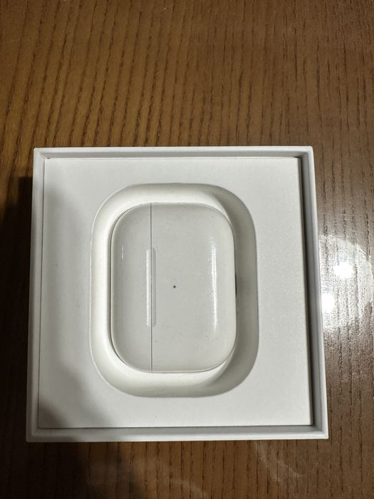 Продам наушники AirPods Pro