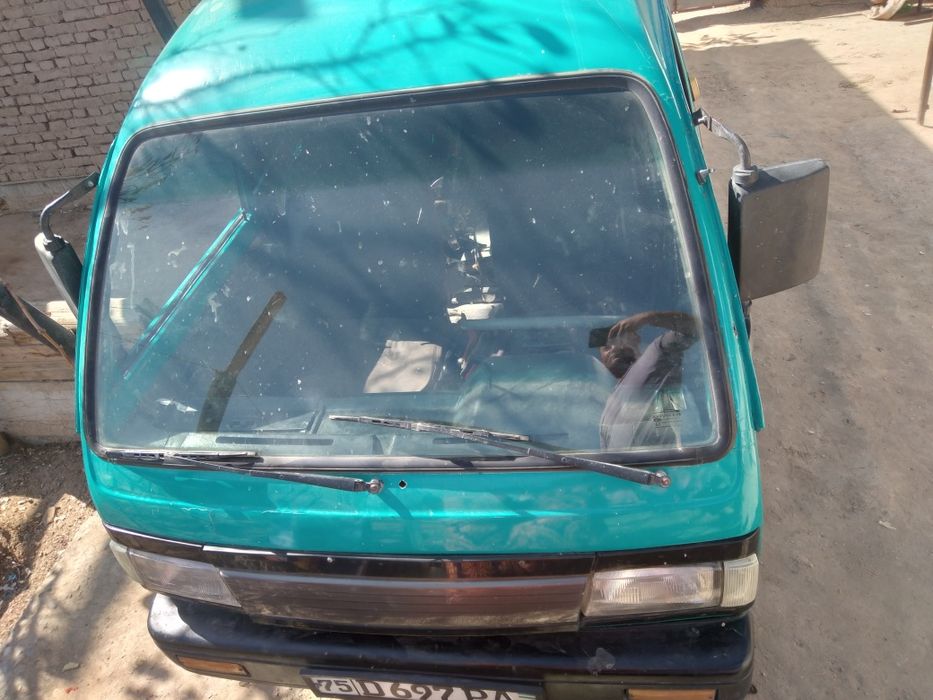 Damas 1998 yil propanda