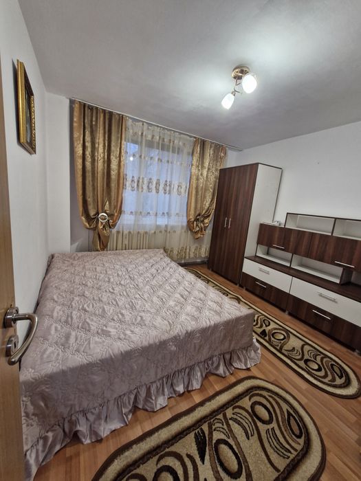 Închiriere apartament 2 camere semidecomandat – Etaj 1