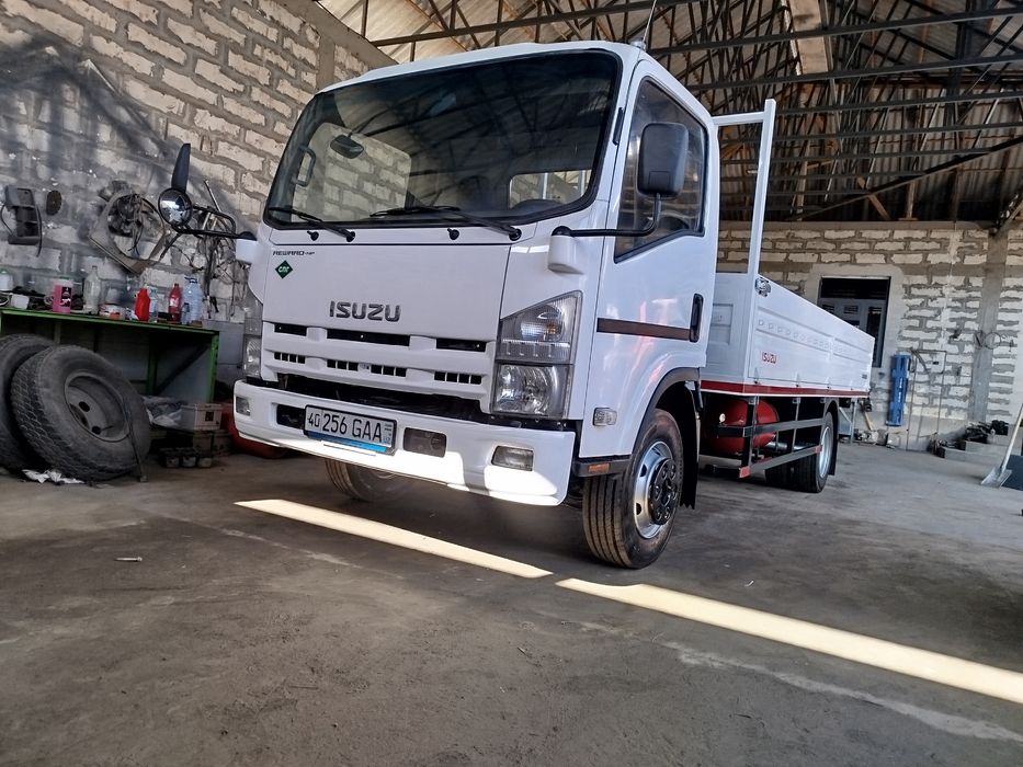 Isuzu avtobusdan terilgan 2009 yil
