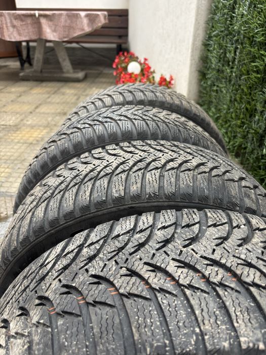 Зимни гуми Kumho WinterCraft WP51 205/55/16