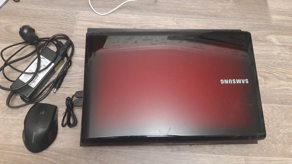 Ноутбук самсунг рабочий