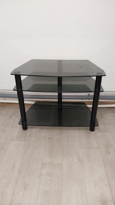 Продам тумбу под ТВ