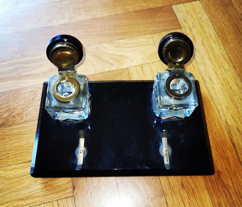 Мастилница мраморна оригинален комплект в стил Арт Деко две стъкленици