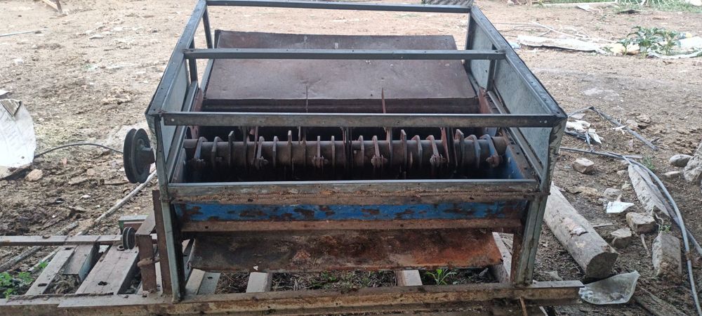 Продам измельчитель от комбайна Енисей