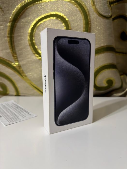 Продам Айфон 15 про